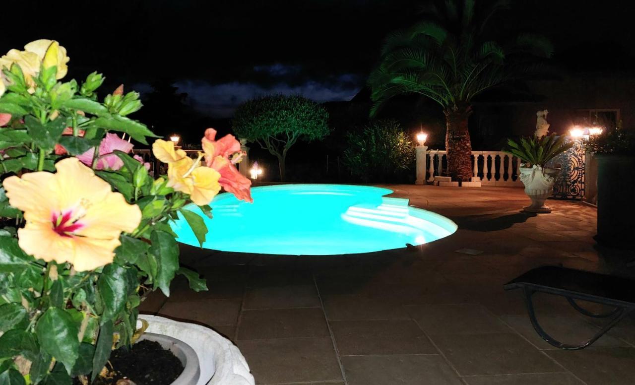 Gite Les Pins Climatise Piscine Chauffee Jardin Peymeinade Екстер'єр фото