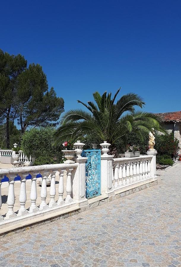 Gite Les Pins Climatise Piscine Chauffee Jardin Peymeinade Екстер'єр фото