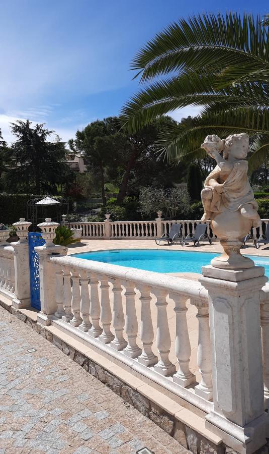 Gite Les Pins Climatise Piscine Chauffee Jardin Peymeinade Екстер'єр фото