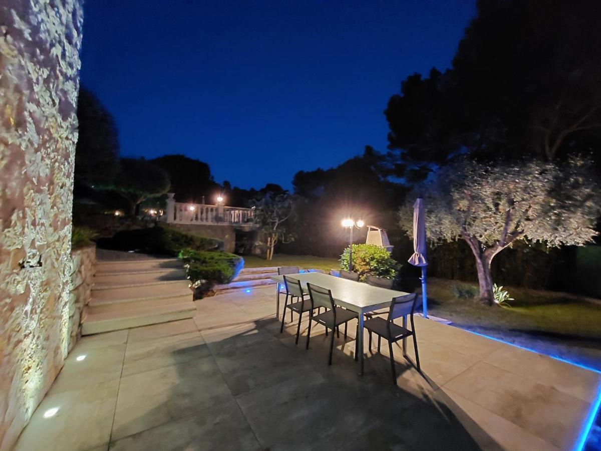Gite Les Pins Climatise Piscine Chauffee Jardin Peymeinade Екстер'єр фото